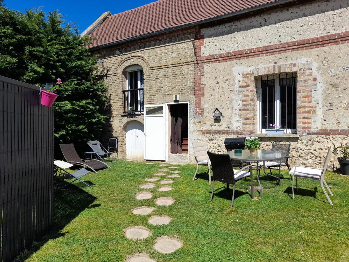 Gite De La Baguelande Les Andelys Buitenkant foto